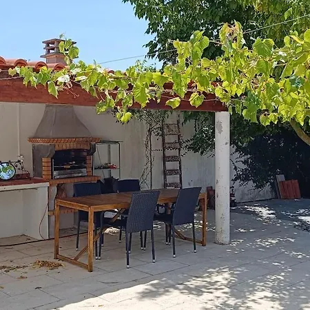 Casa 2 Jardins بيت للعطل *